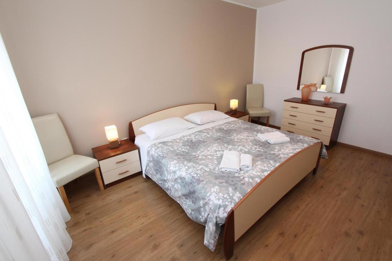 Ondina Appartement Rovinj Buitenkant foto