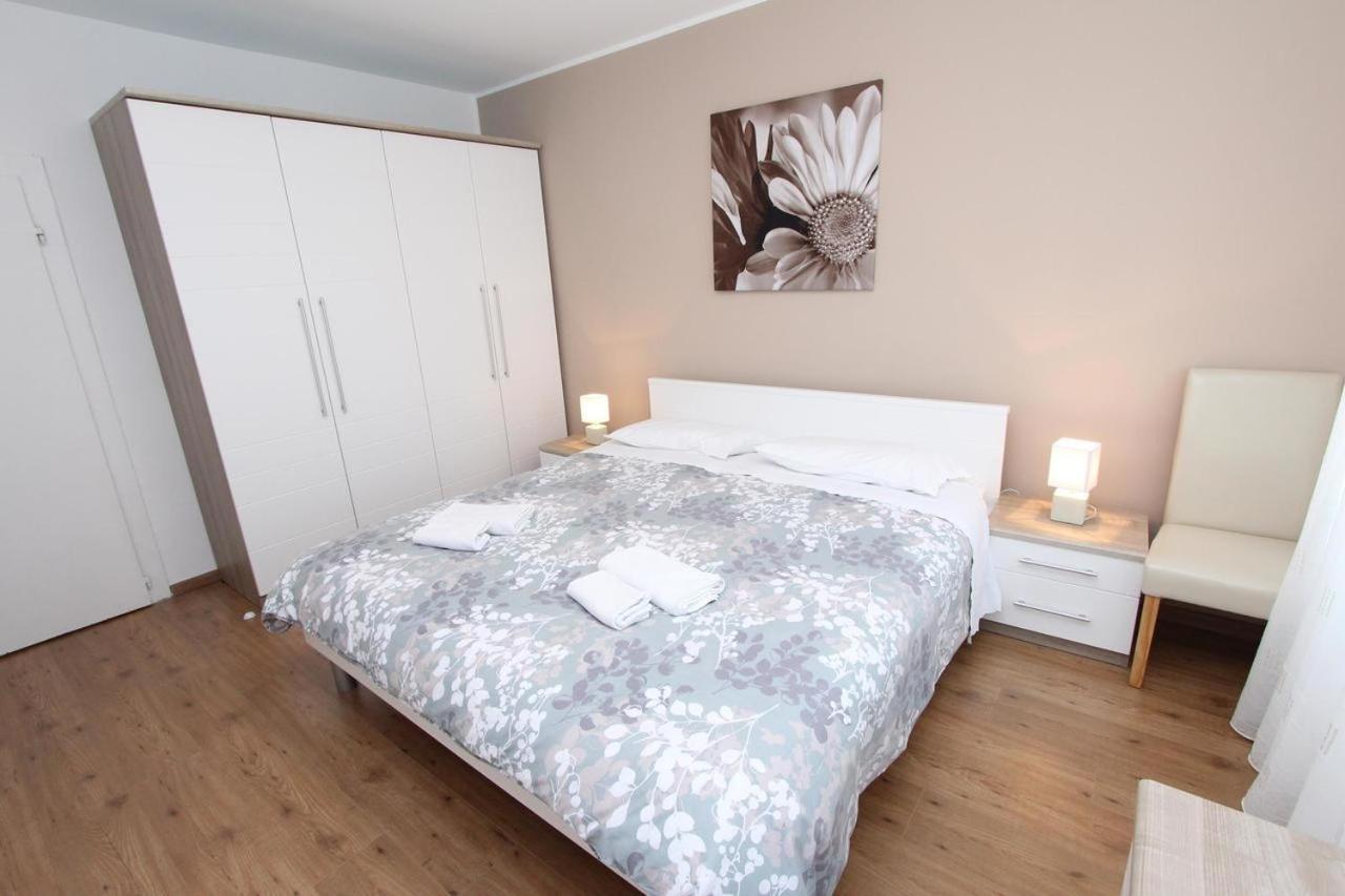 Ondina Appartement Rovinj Buitenkant foto